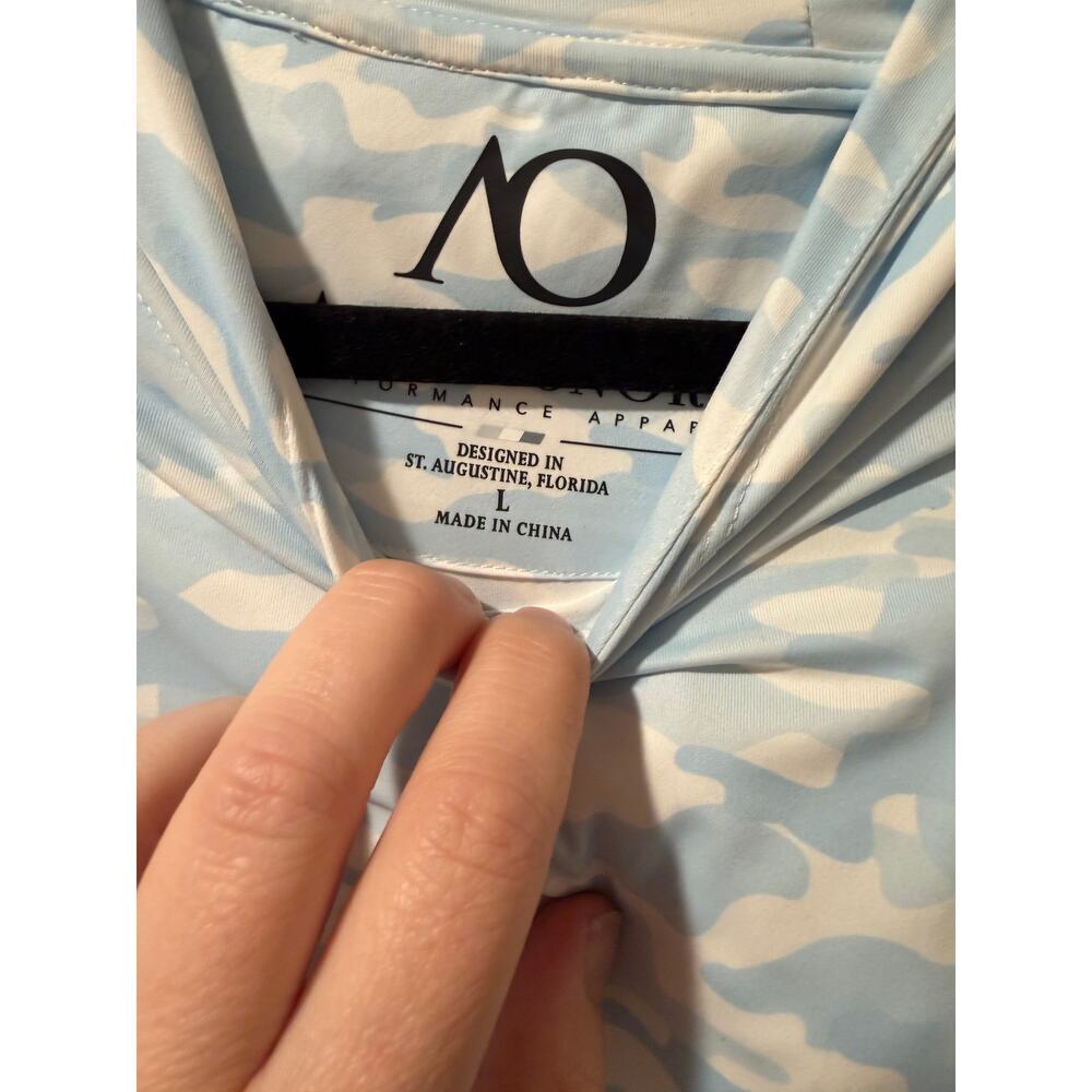 AndersonOrd AO Women’s Large Blacks Beach Golf Hoodie Sky Camo NWT - Picture 3 of 3